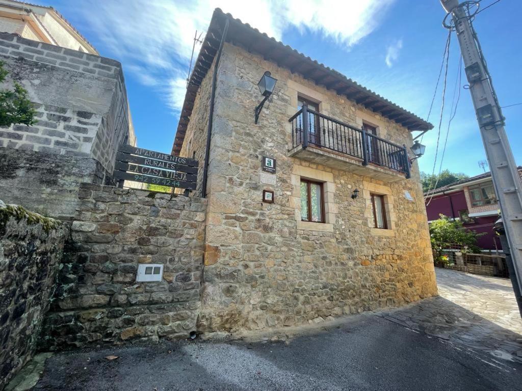 Apartamentos Rurales La Casa Vieja De Alceda ภายนอก รูปภาพ