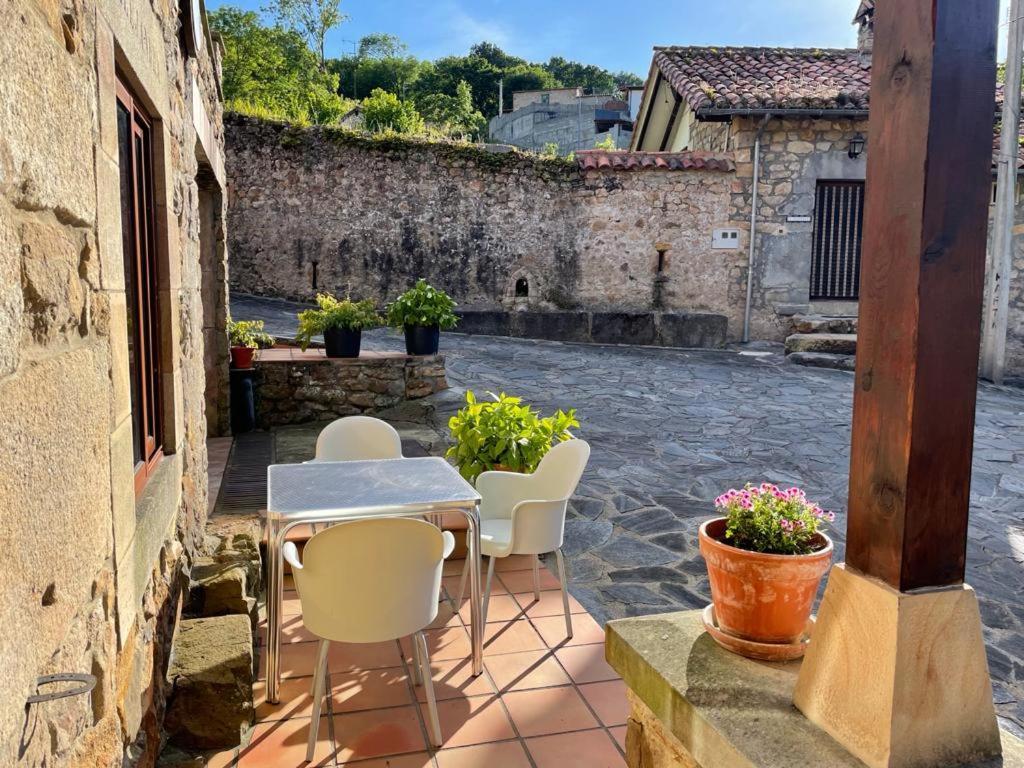 Apartamentos Rurales La Casa Vieja De Alceda ภายนอก รูปภาพ