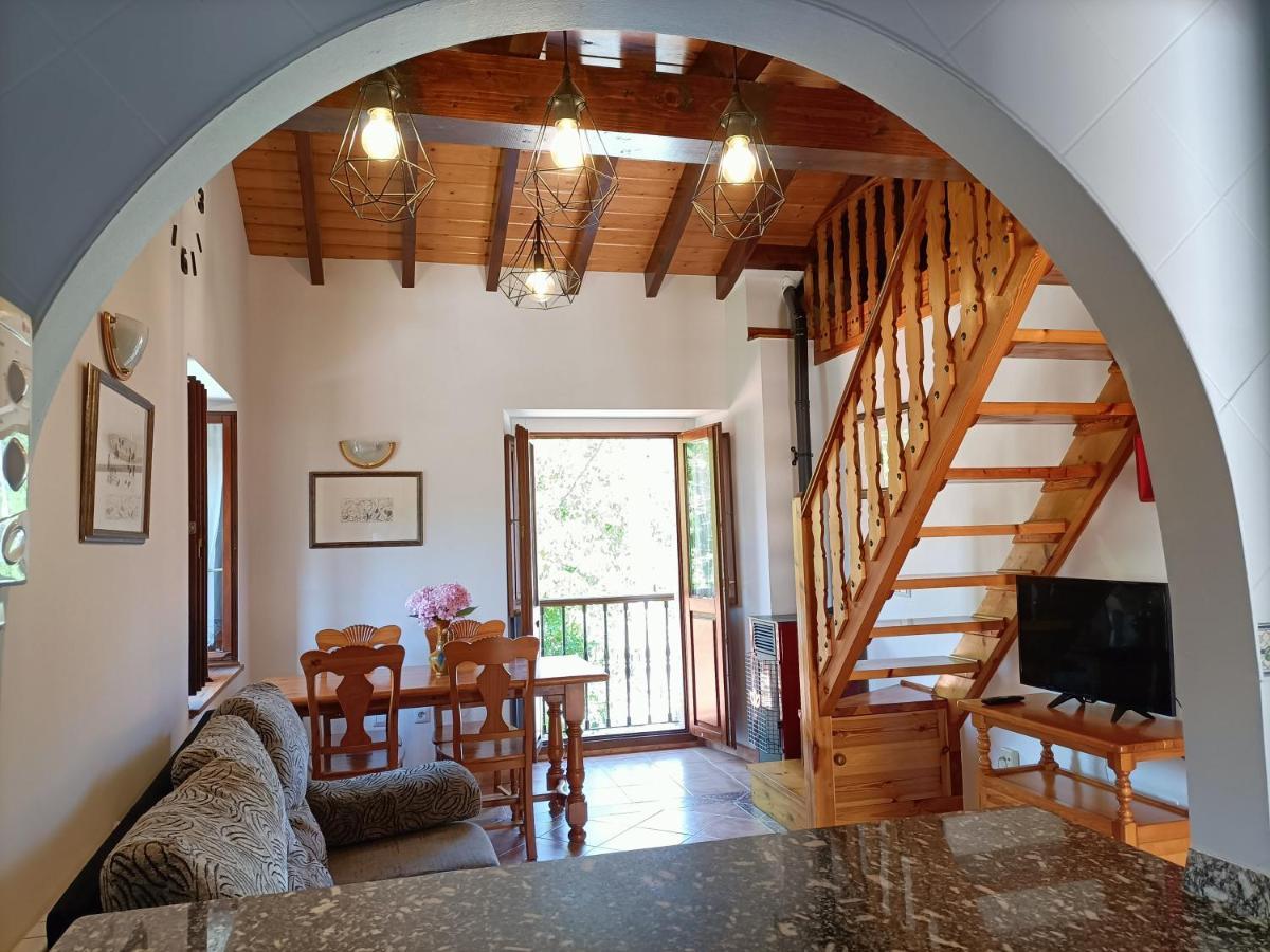 Apartamentos Rurales La Casa Vieja De Alceda ภายนอก รูปภาพ