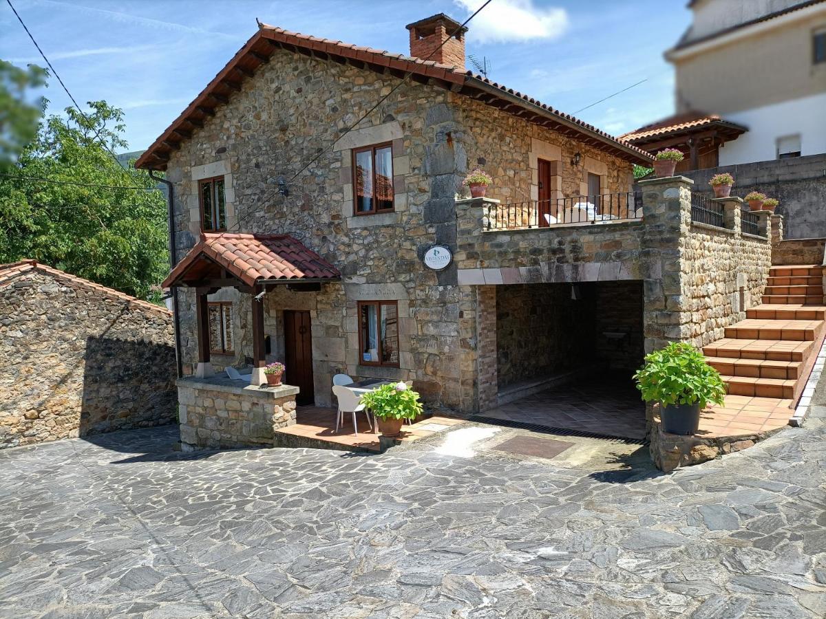 Apartamentos Rurales La Casa Vieja De Alceda ภายนอก รูปภาพ