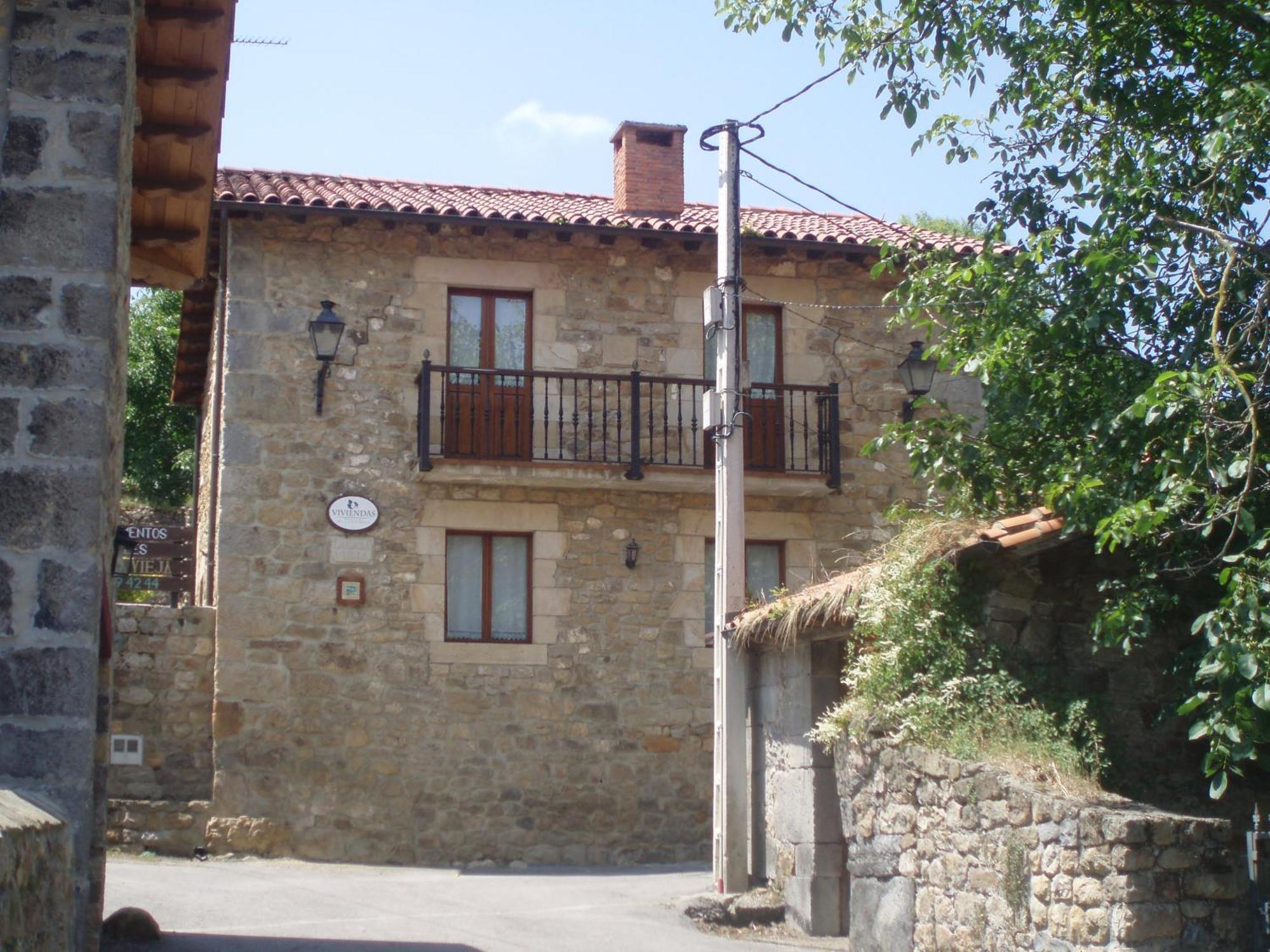 Apartamentos Rurales La Casa Vieja De Alceda ภายนอก รูปภาพ