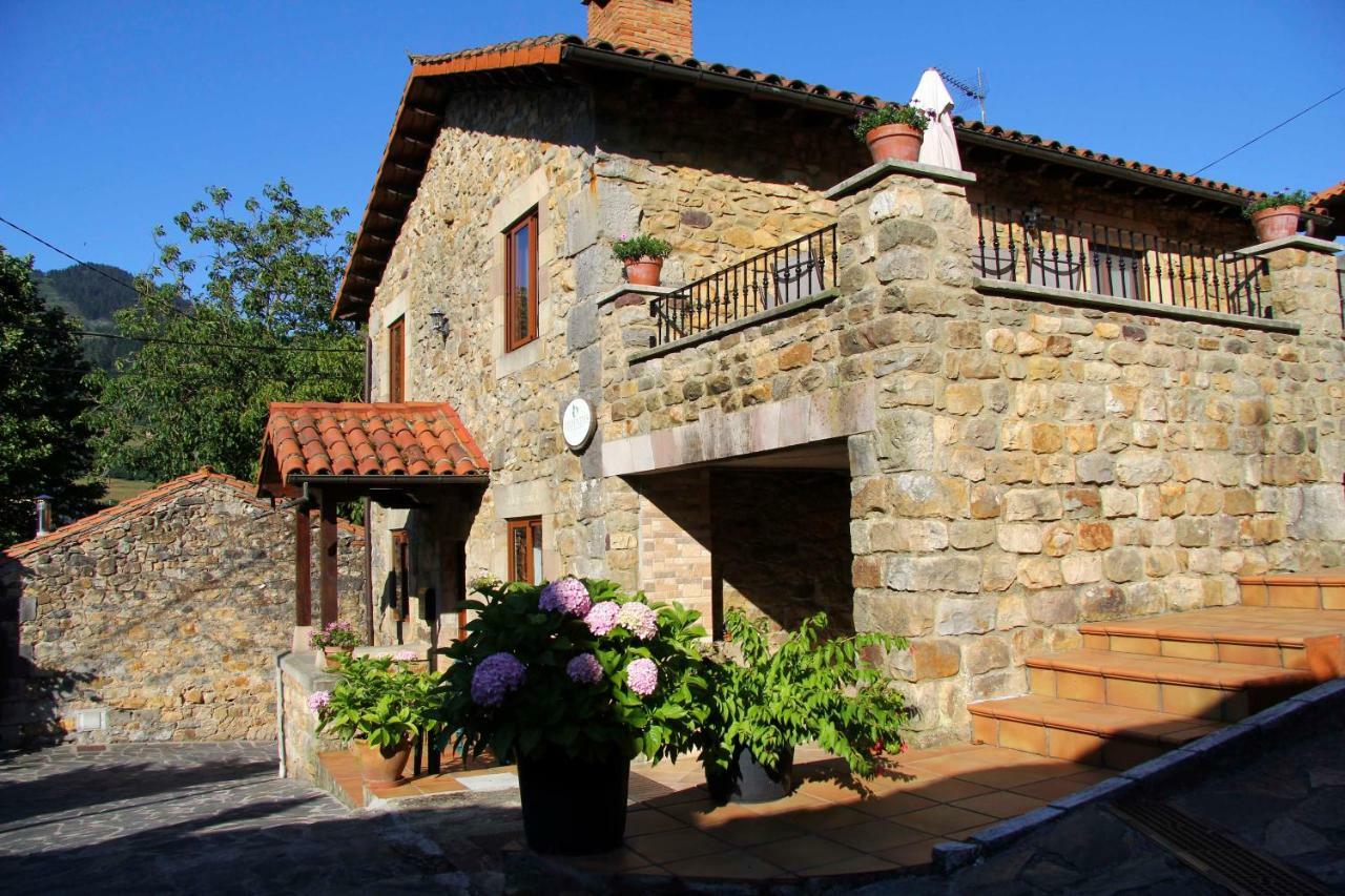 Apartamentos Rurales La Casa Vieja De Alceda ภายนอก รูปภาพ