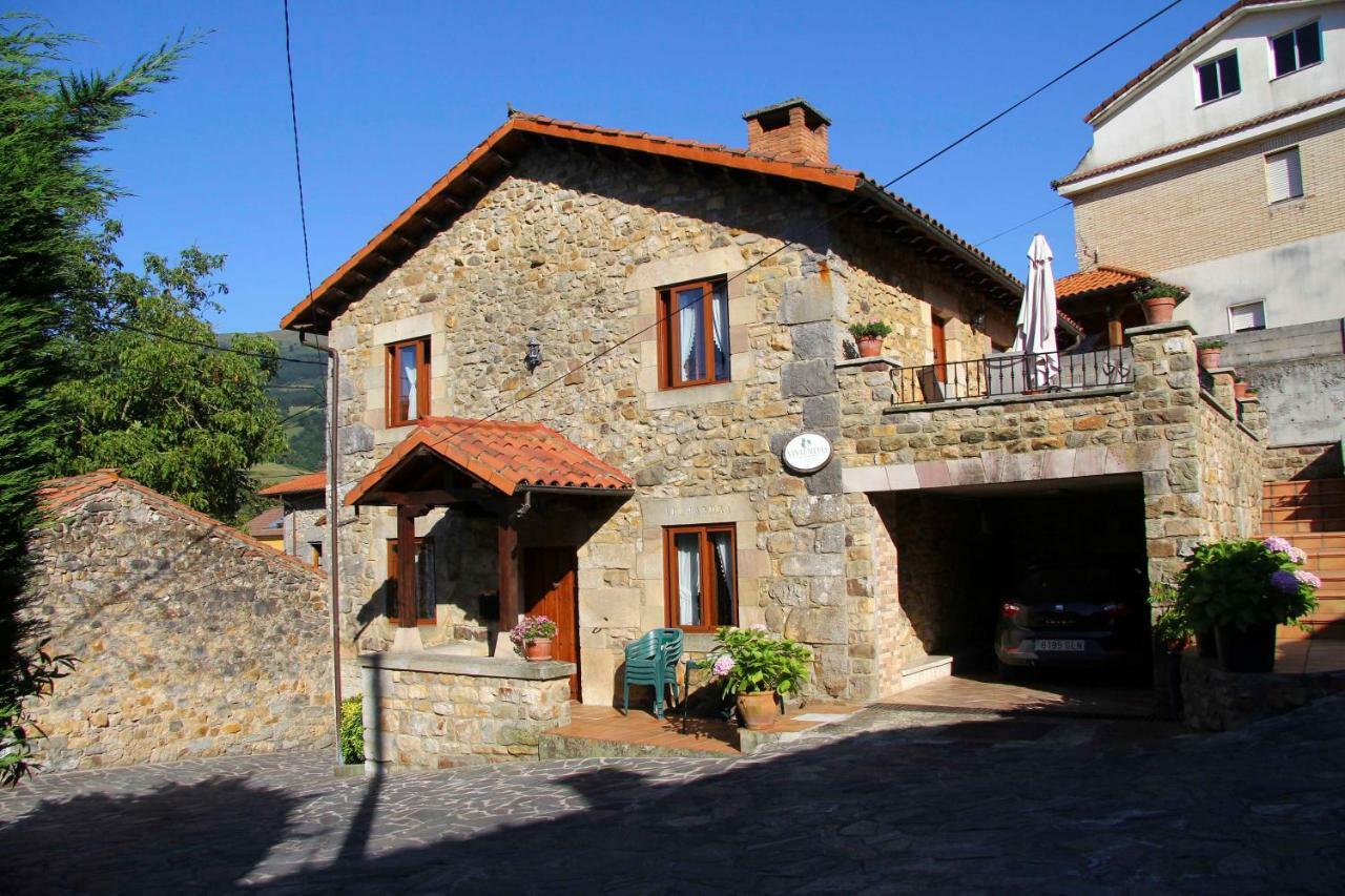 Apartamentos Rurales La Casa Vieja De Alceda ภายนอก รูปภาพ